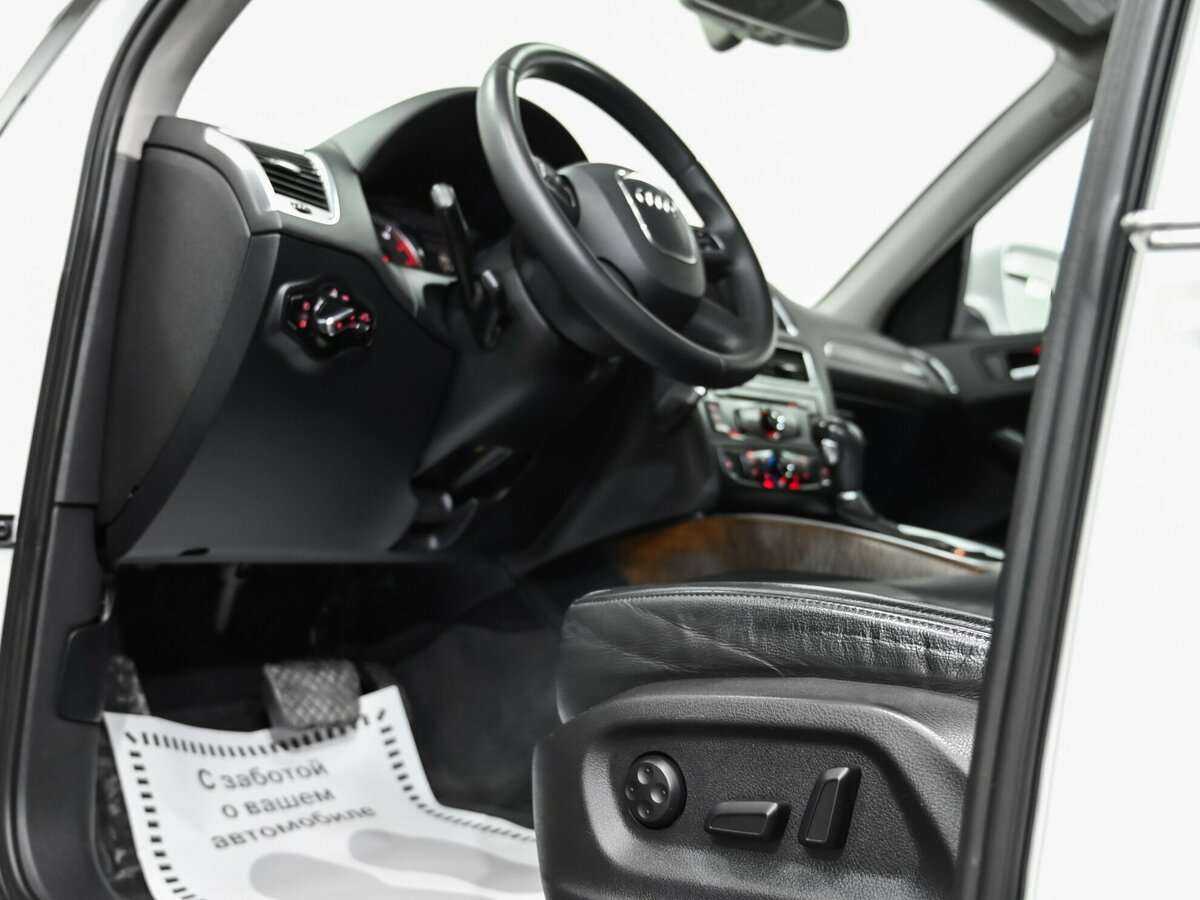 Audi Q5, 2011 Фото №8