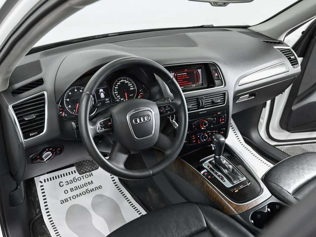 Audi Q5, 2011 Фото №10