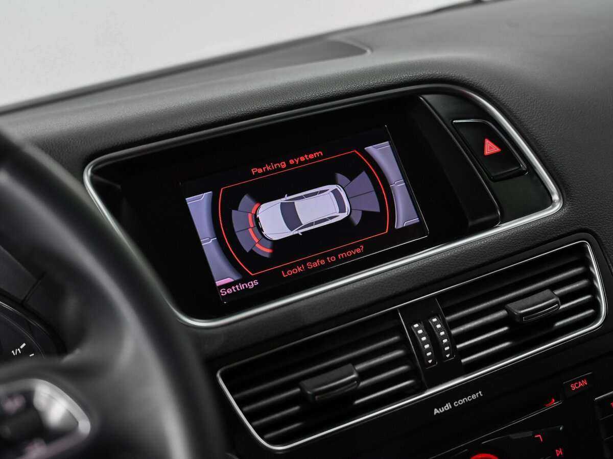 Audi Q5, 2011 Фото №11