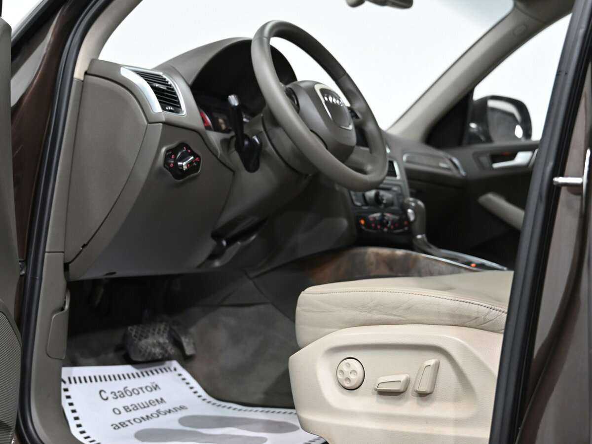 Audi Q5, 2011 Фото №9