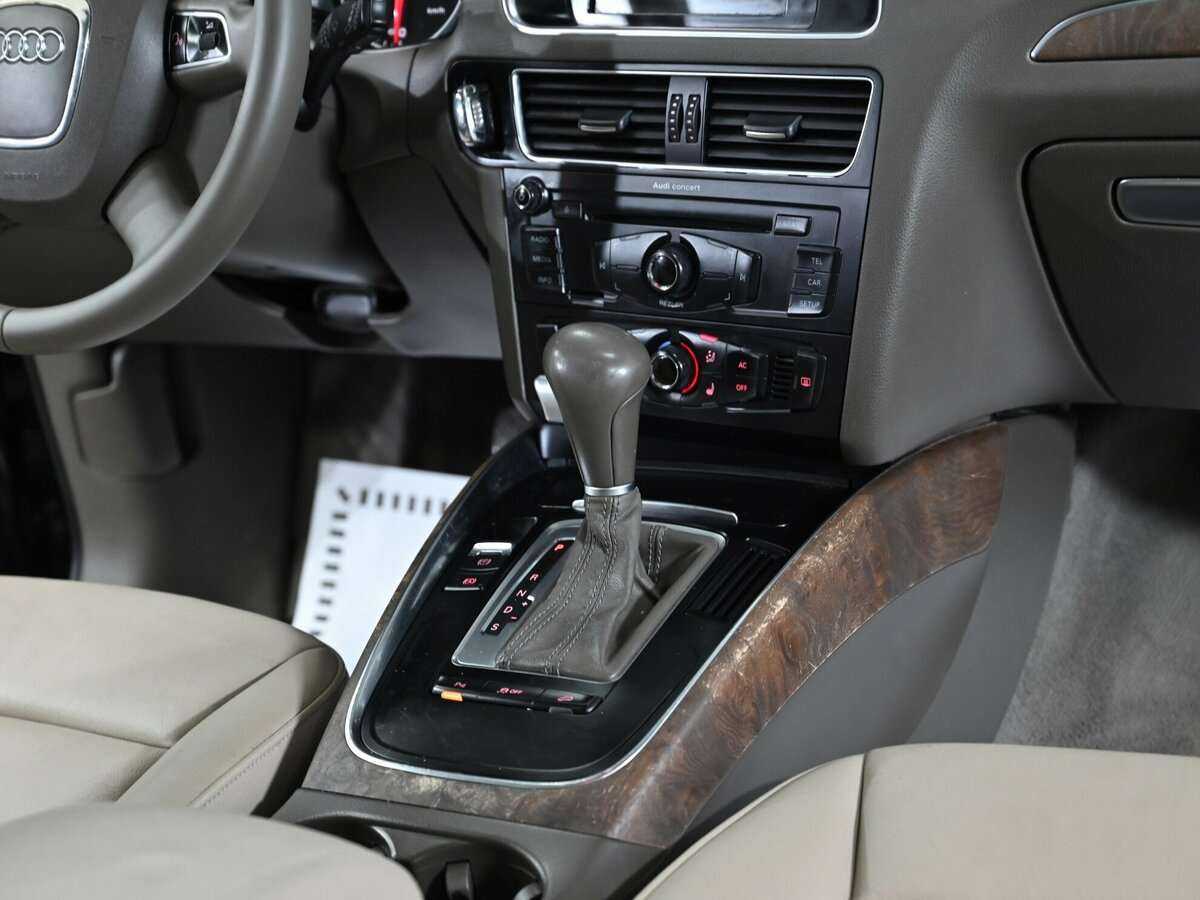 Audi Q5, 2011 Фото №12