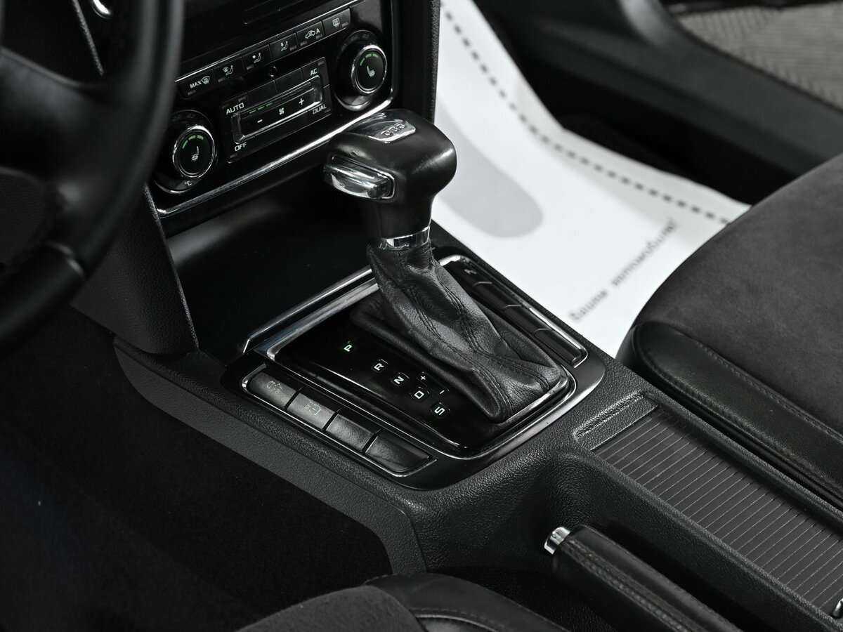 Skoda Superb DSG, 2010 Фото №14