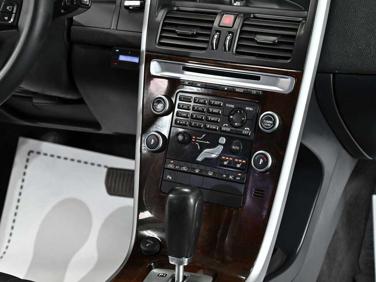 Volvo XC60, 2010 Фото №11