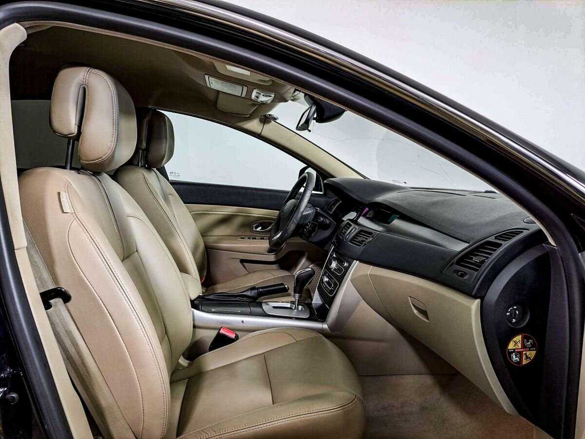 Renault Latitude, 2010 Фото №8