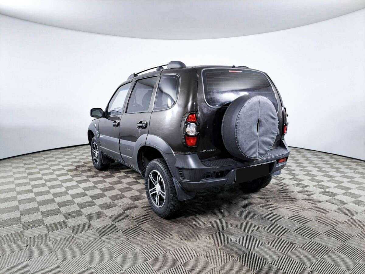 Chevrolet Niva, 2011 Фото №7