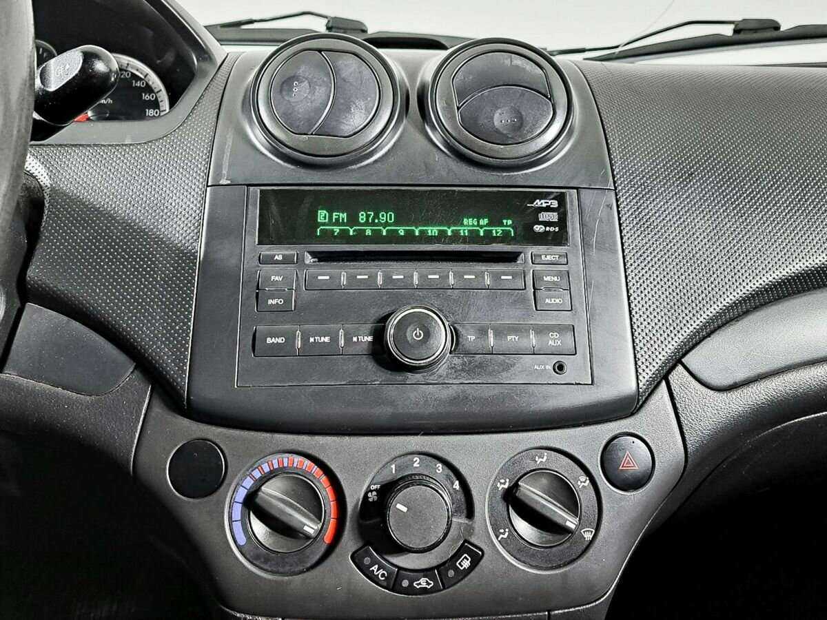 Chevrolet Aveo, 2009 Фото №13