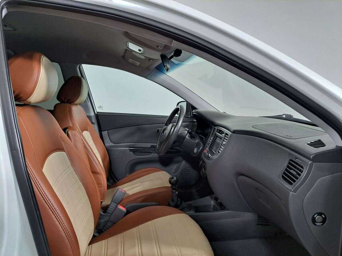 Kia Rio, 2011 Фото №9