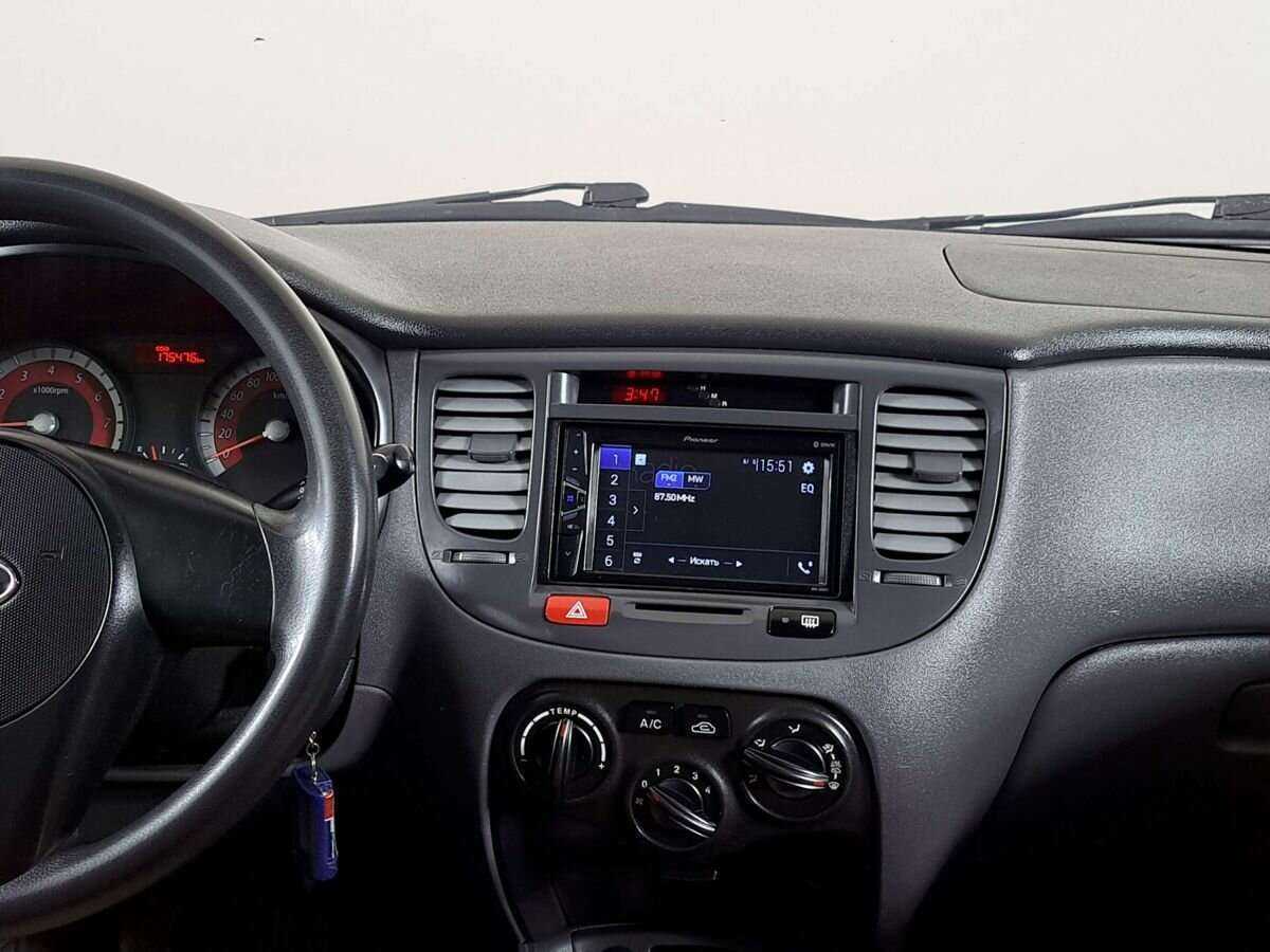 Kia Rio, 2011 Фото №13