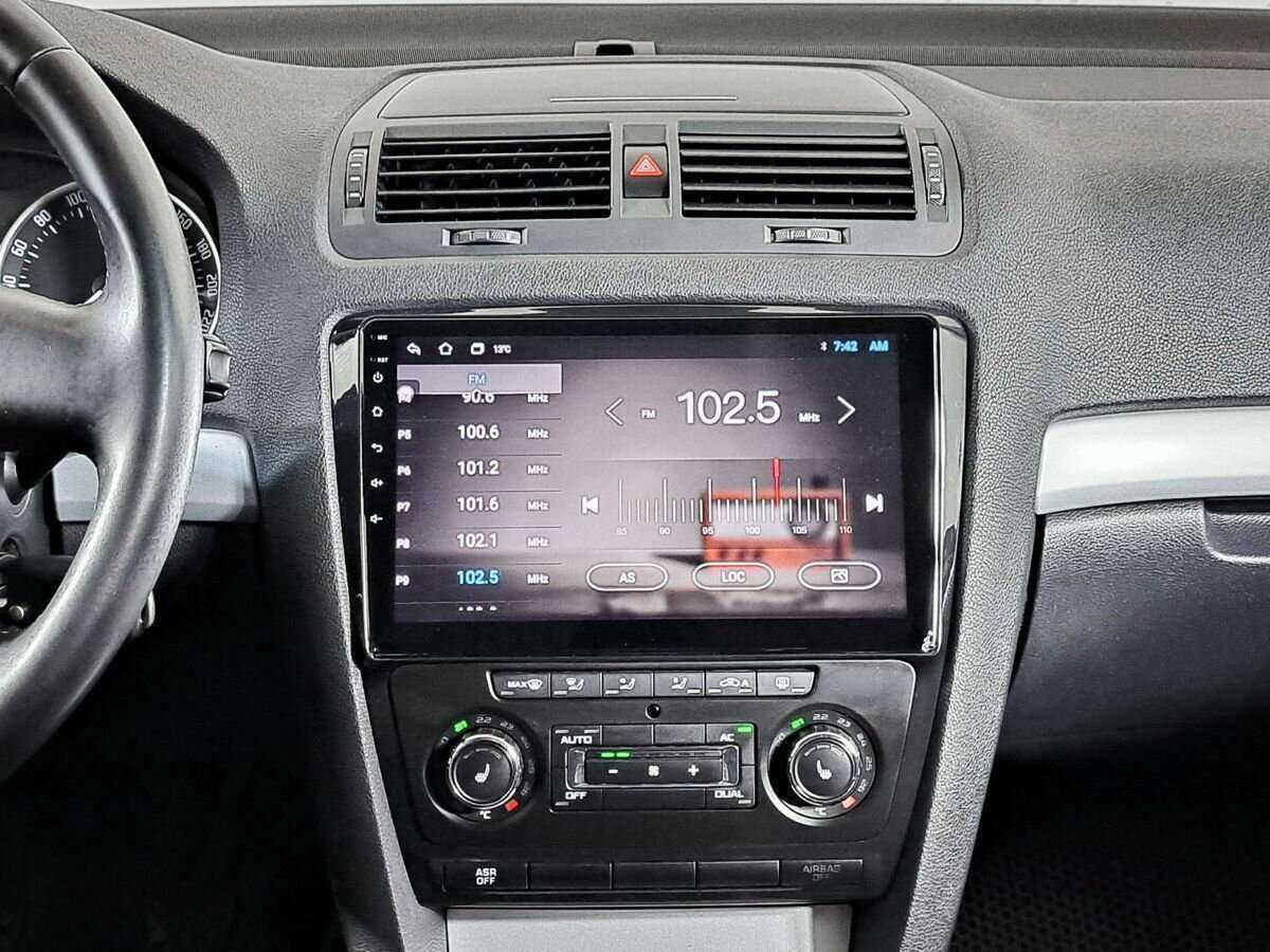 Skoda Octavia, 2011 Фото №11