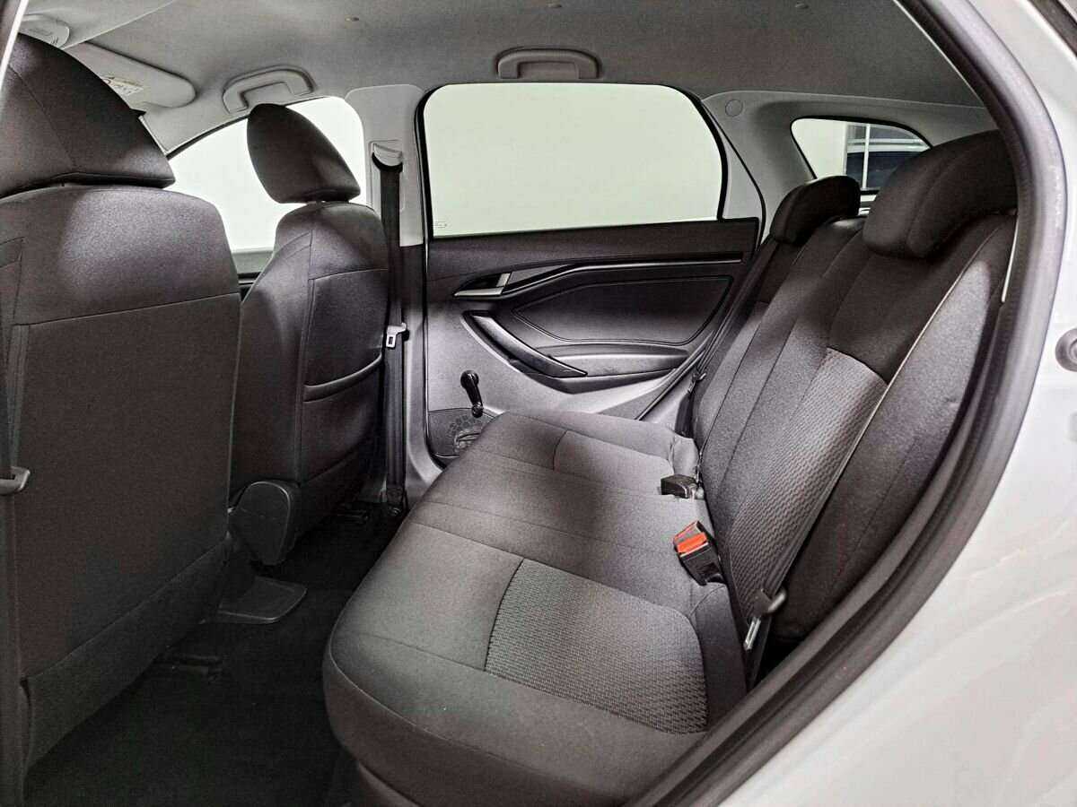 Lada (ВАЗ) Vesta SW, 2019 - 68 000 км. | Фото №8