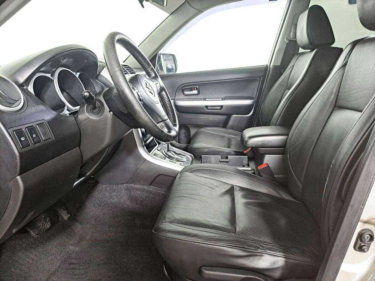 Suzuki Grand Vitara, 2011 Фото №12