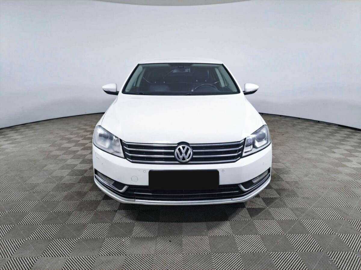 Volkswagen Passat, 2011 - 171 000 км. | Фото №2