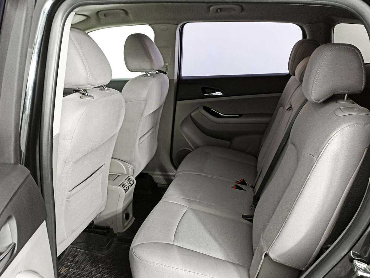 Chevrolet Orlando, 2012 Фото №12