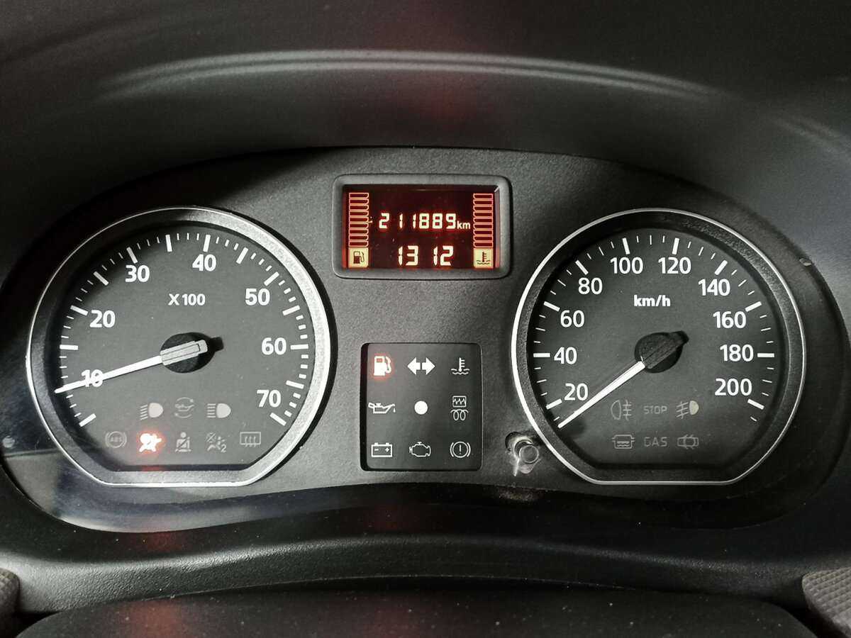 Renault Logan, 2011 Фото №11