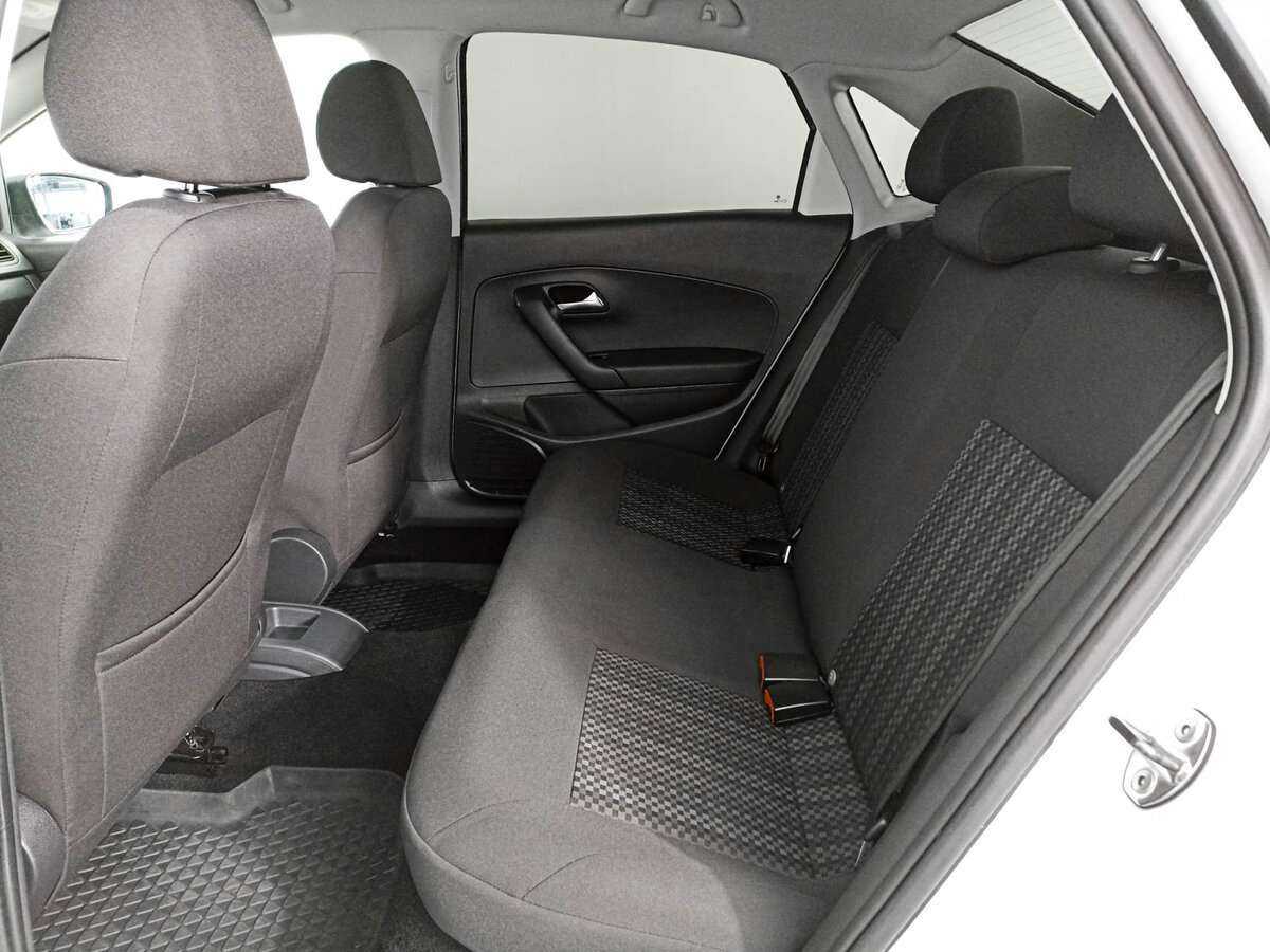 Volkswagen Polo, 2018 Фото №9