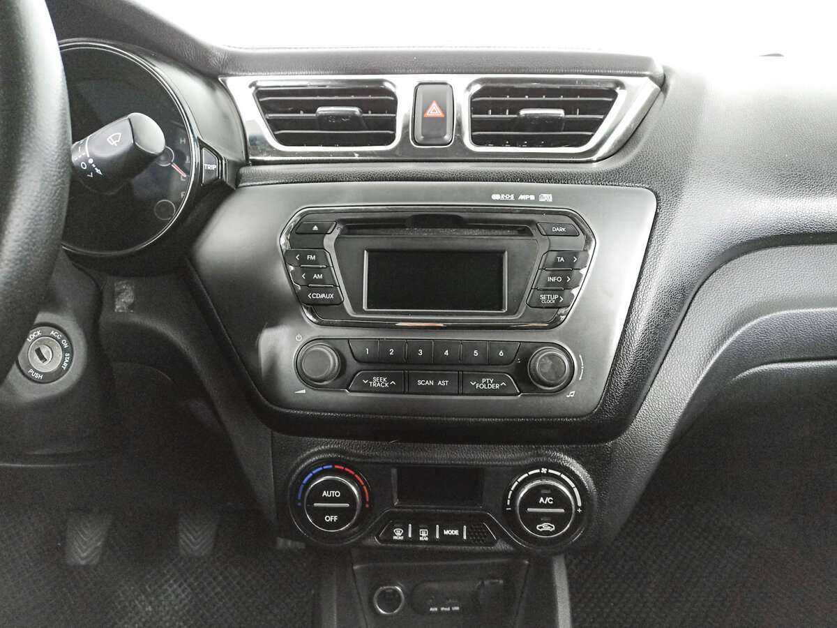 Kia Rio 5-speed, 2011 Фото №13
