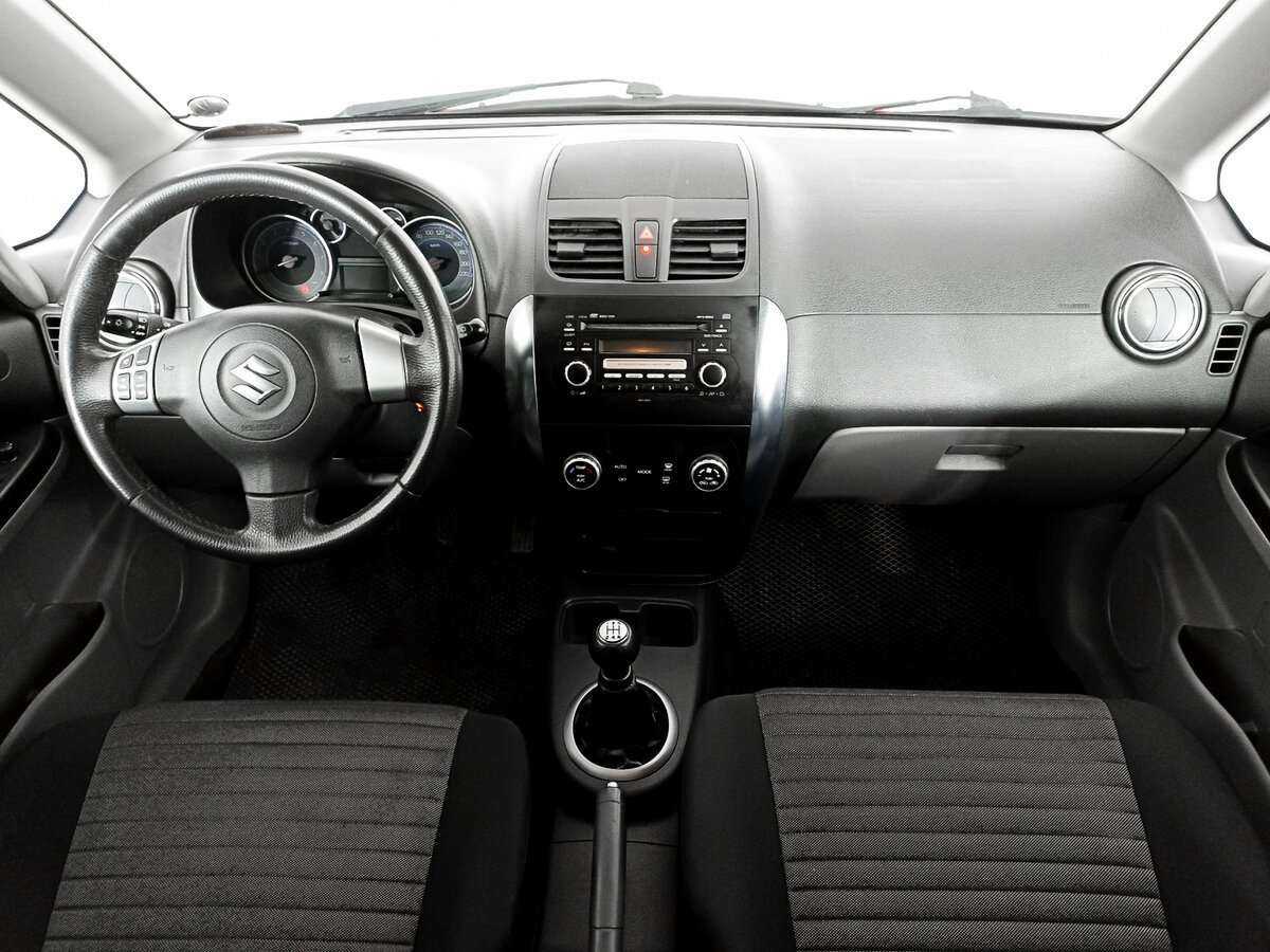 Suzuki SX4, 2011 Фото №11