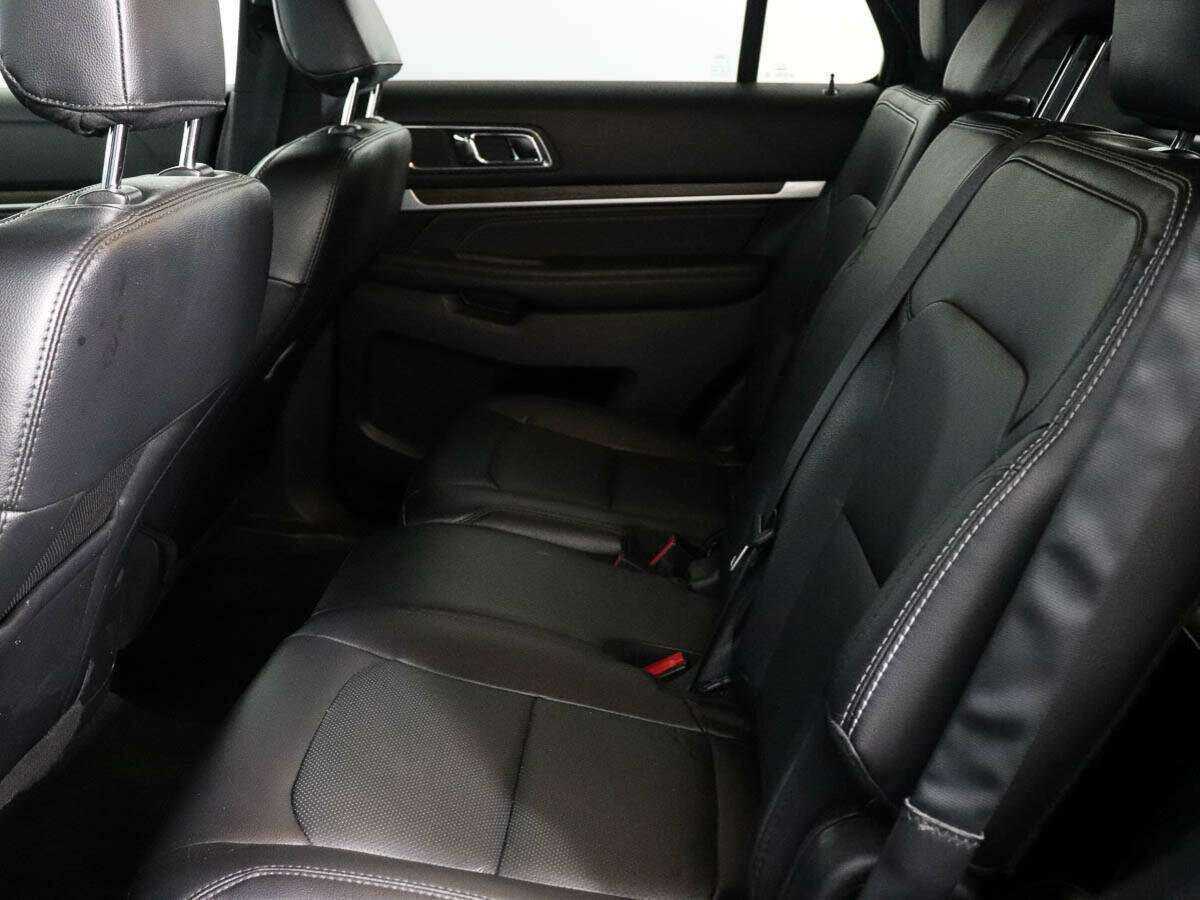 Ford Explorer, 2018 Фото №9