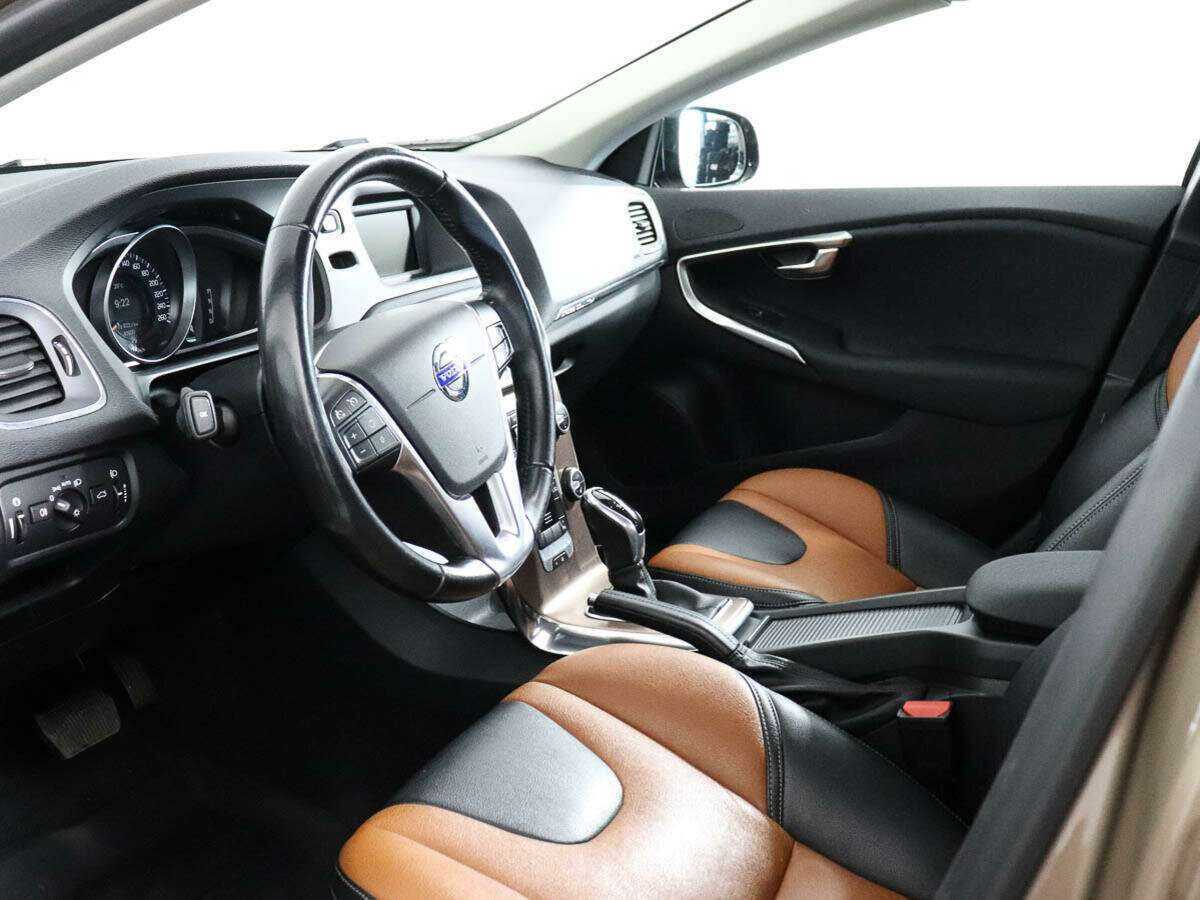 Volvo V40 Cross Country, 2015 - 41 000 км. | Фото №8