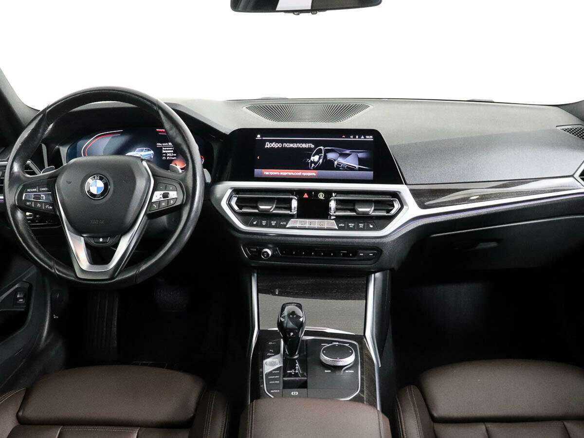 BMW 3 серии 330i xDrive, 2019 Фото №11