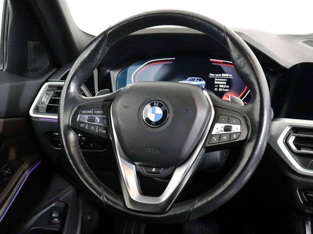 BMW 3 серии 330i xDrive, 2019 Фото №13