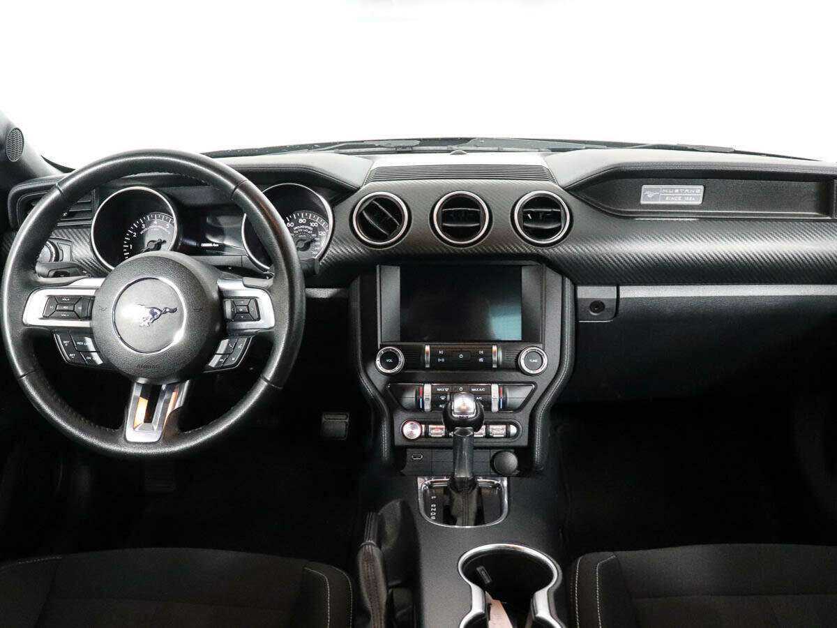 Ford Mustang, 2021 Фото №13