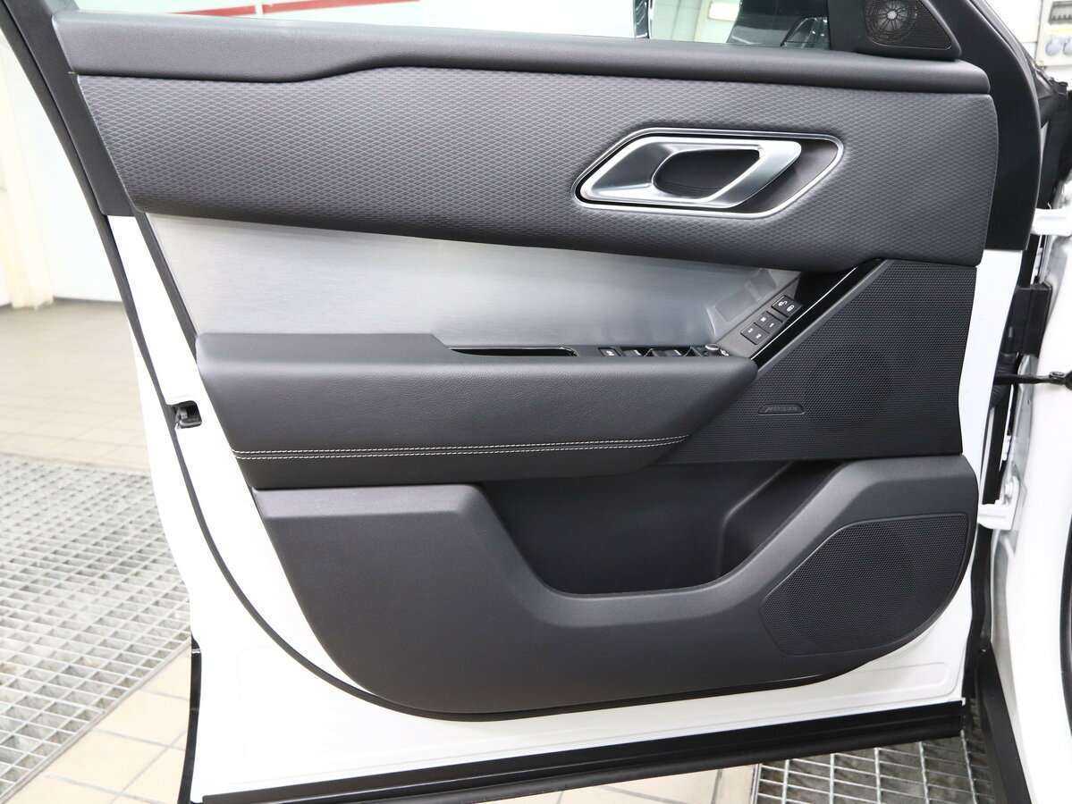 Land Rover Range Rover Velar, 2019 - 14 983 км. | Фото №8