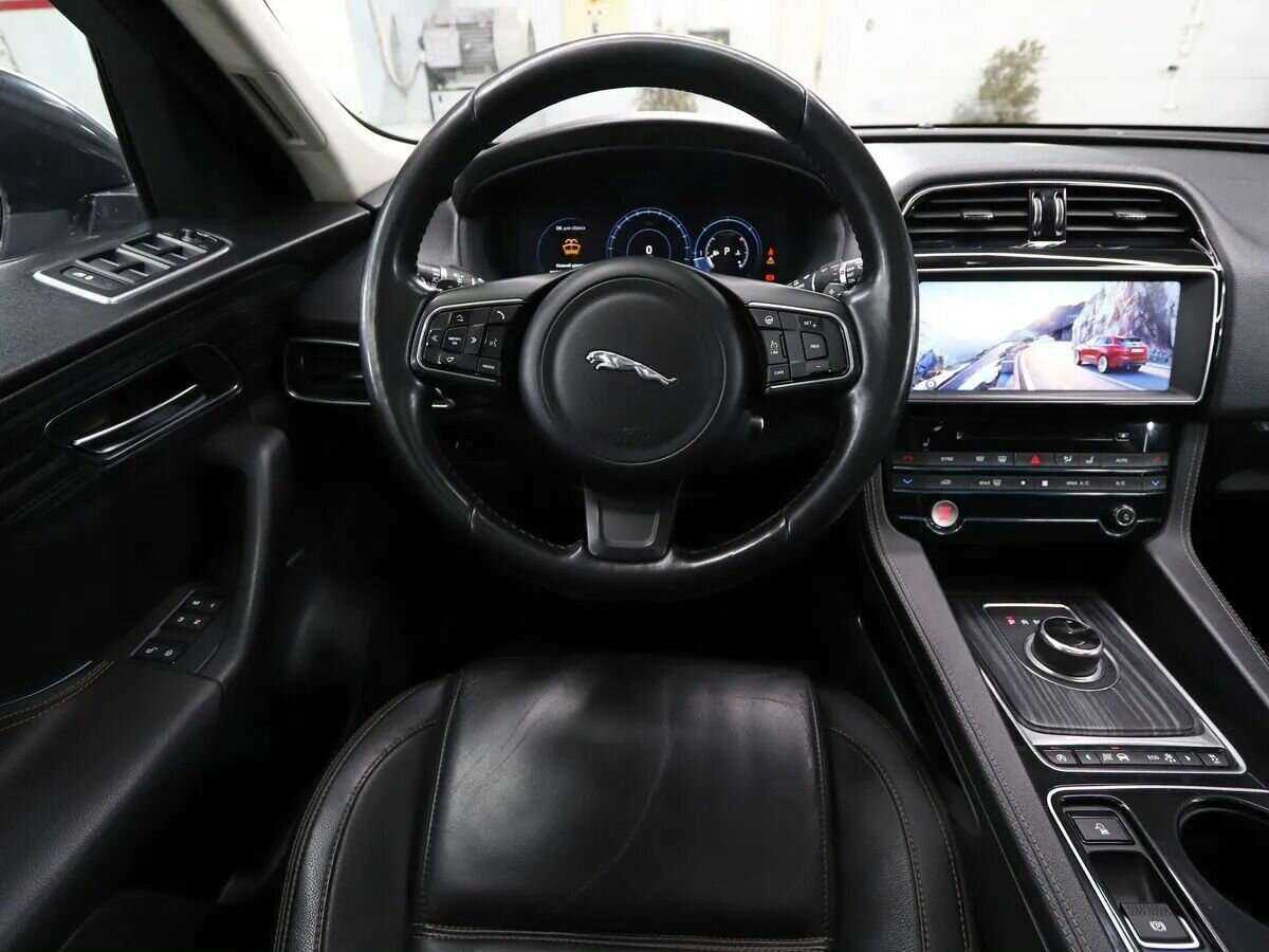 Jaguar F-Pace, 2016 Фото №23