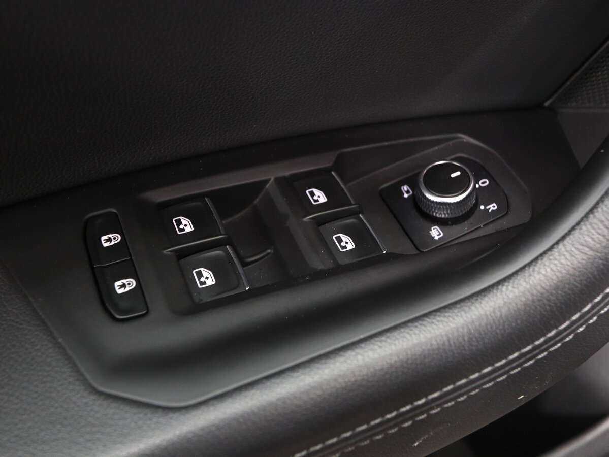 Volkswagen Touareg, 2019 Фото №8