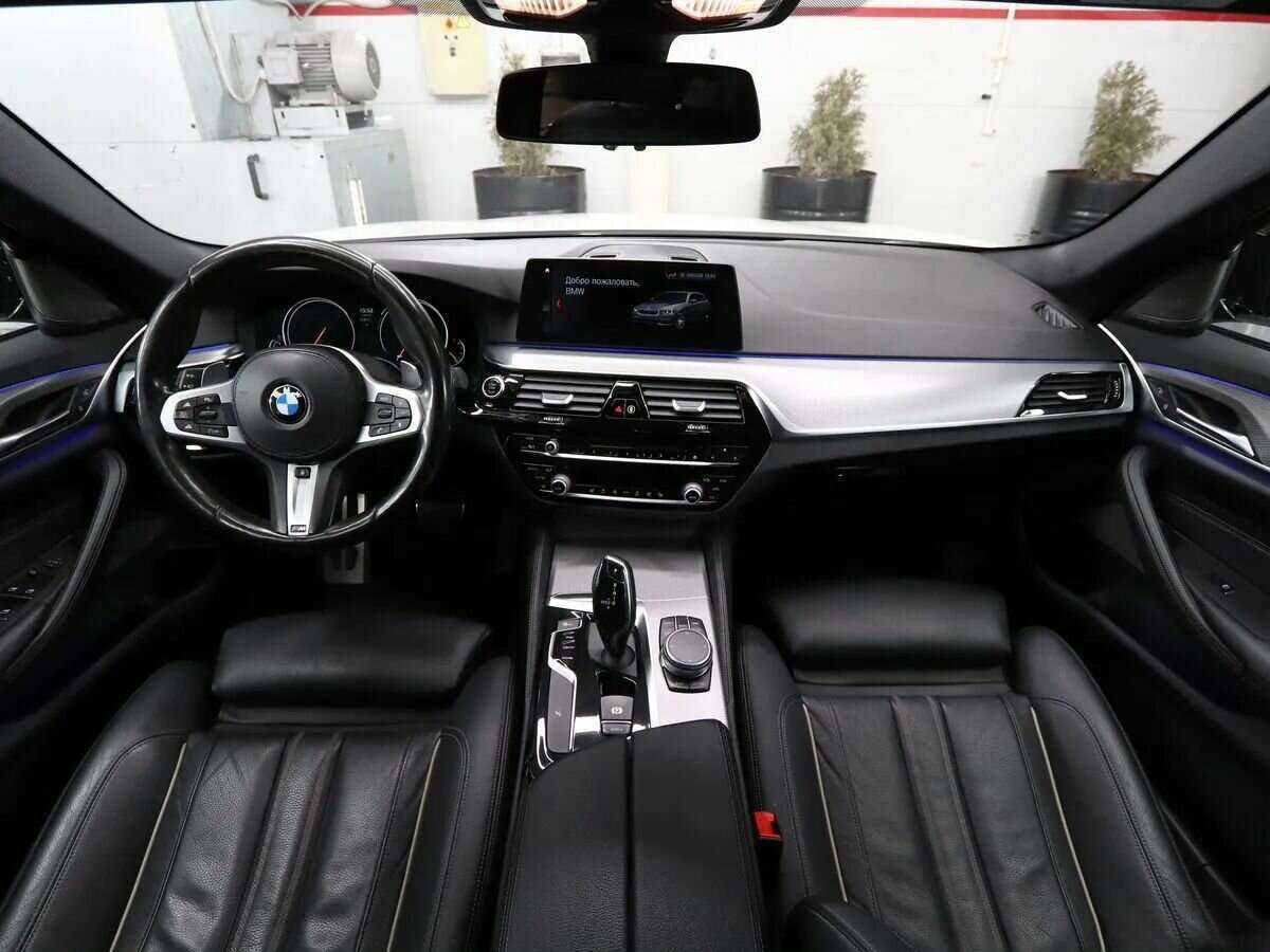BMW 5 серии 530d xDrive, 2018 Фото №18