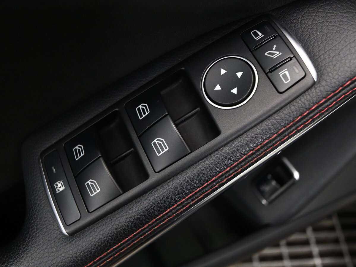 Mercedes-Benz GLA 200, 2016 Фото №9