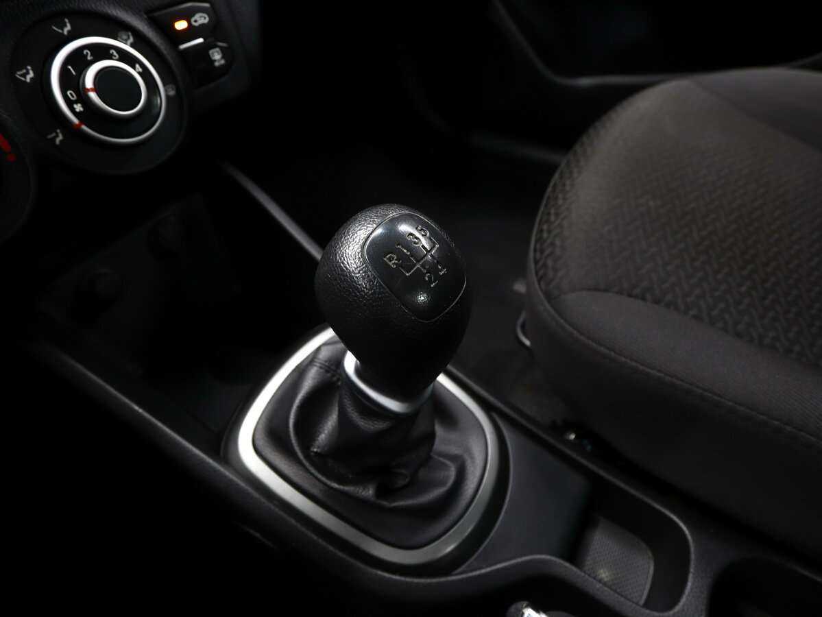 Kia Rio, 2013 Фото №19