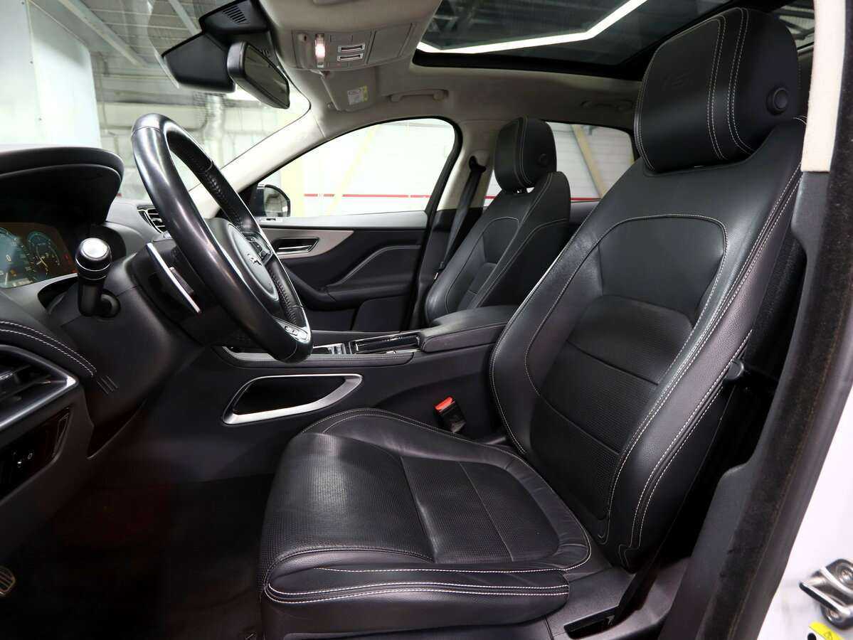 Jaguar F-Pace, 2017 - 61 000 км. | Фото №6