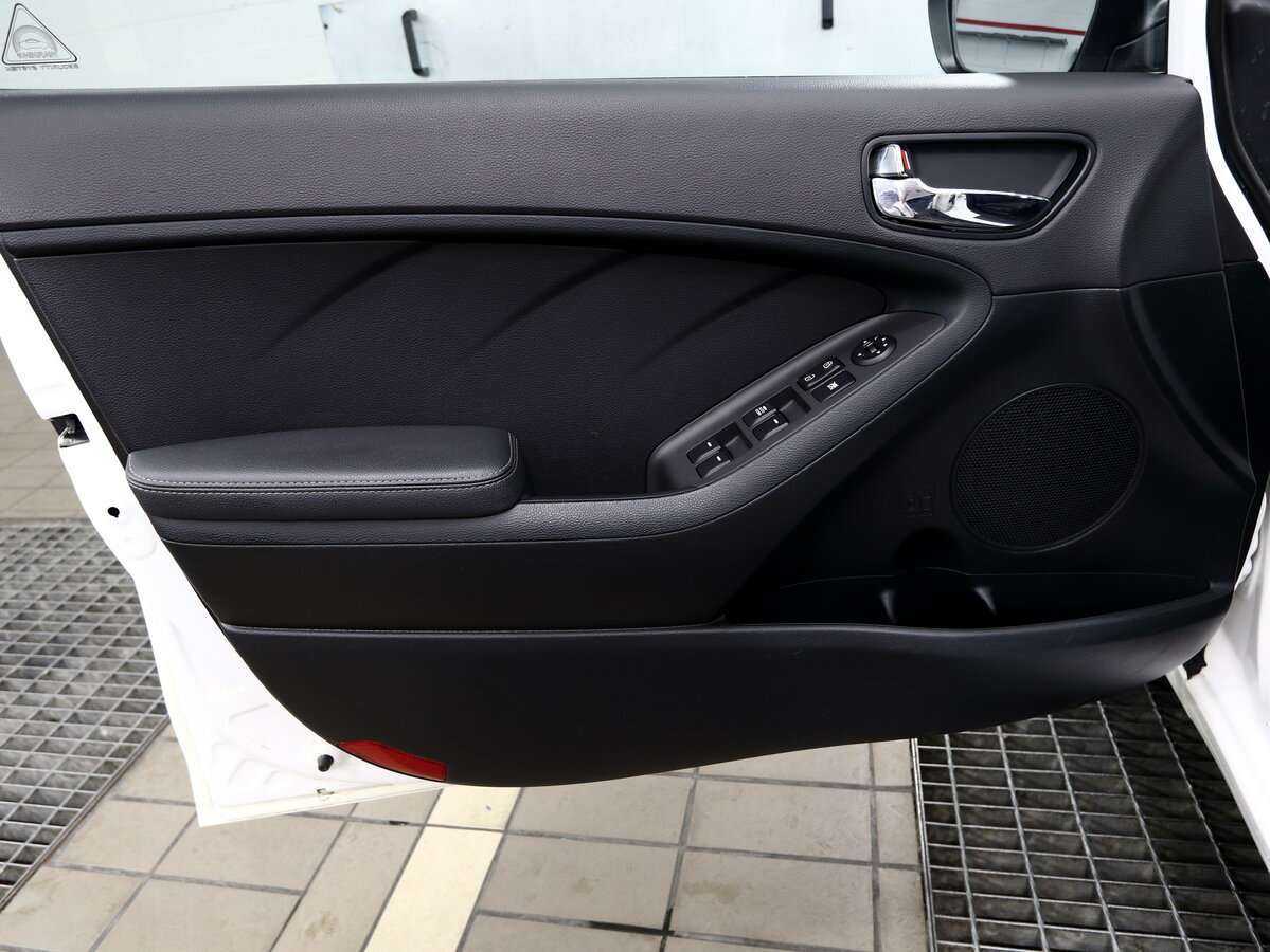 Kia Cerato, 2018 Фото №13