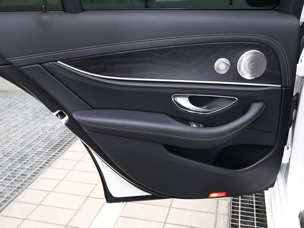 Mercedes-Benz E-Класс 350 d, 2021 Фото №9