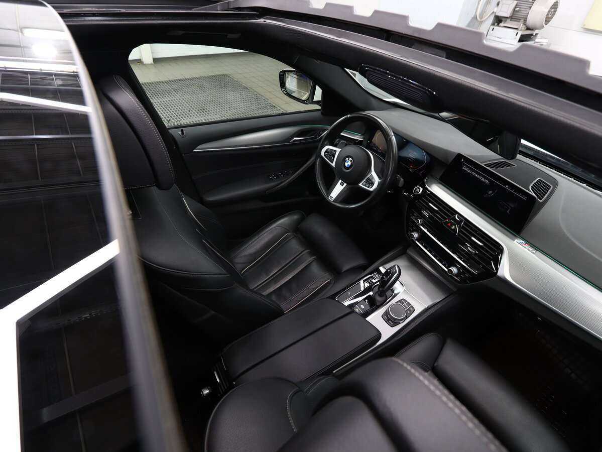 BMW 5 серии 520d, 2019 Фото №14
