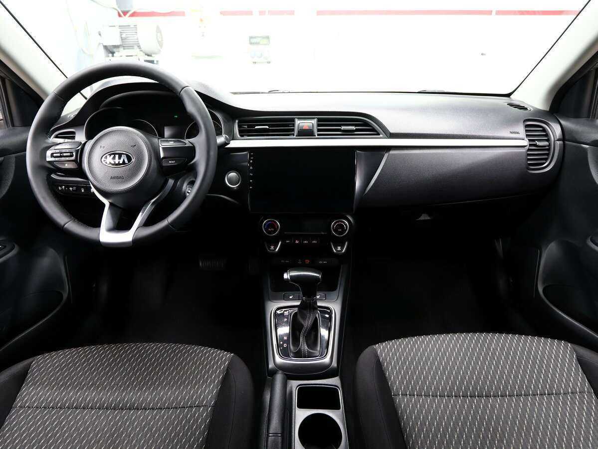 Kia Rio, 2018 Фото №11
