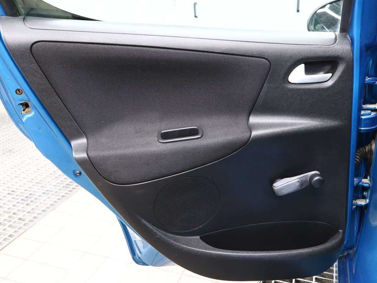 Peugeot 207, 2007 Фото №12