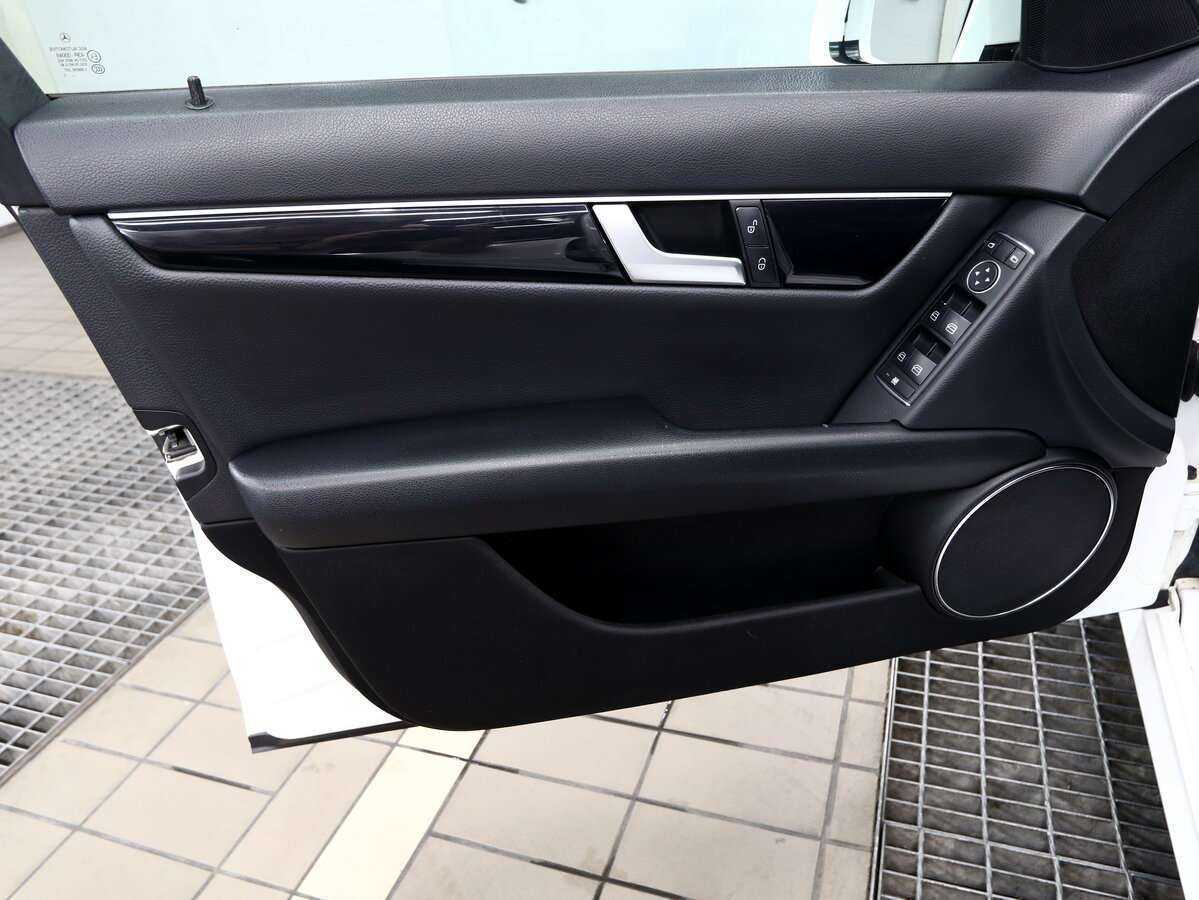 Mercedes-Benz C-Класс 180, 2012 - 180 000 км. | Фото №8