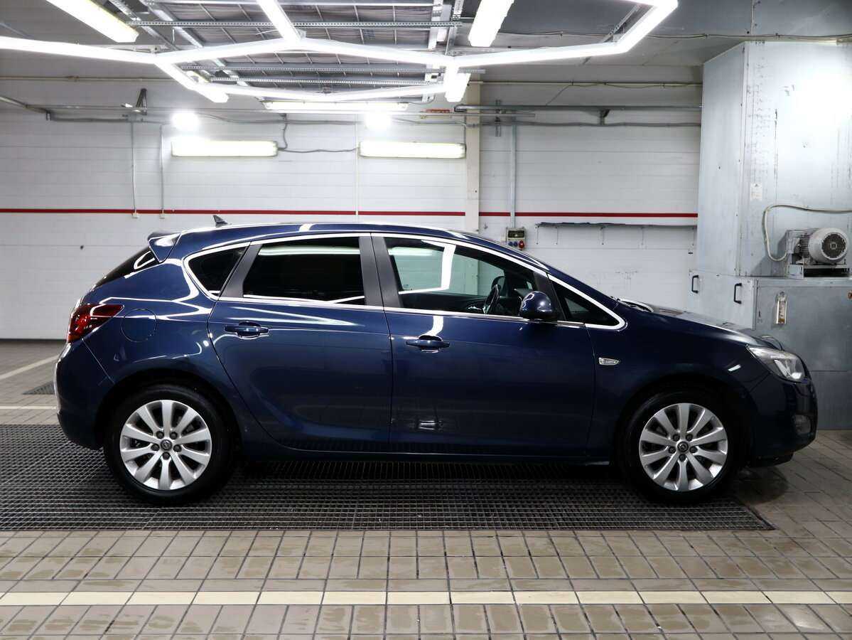 Opel Astra, 2011 - 185 000 км. | Фото №3