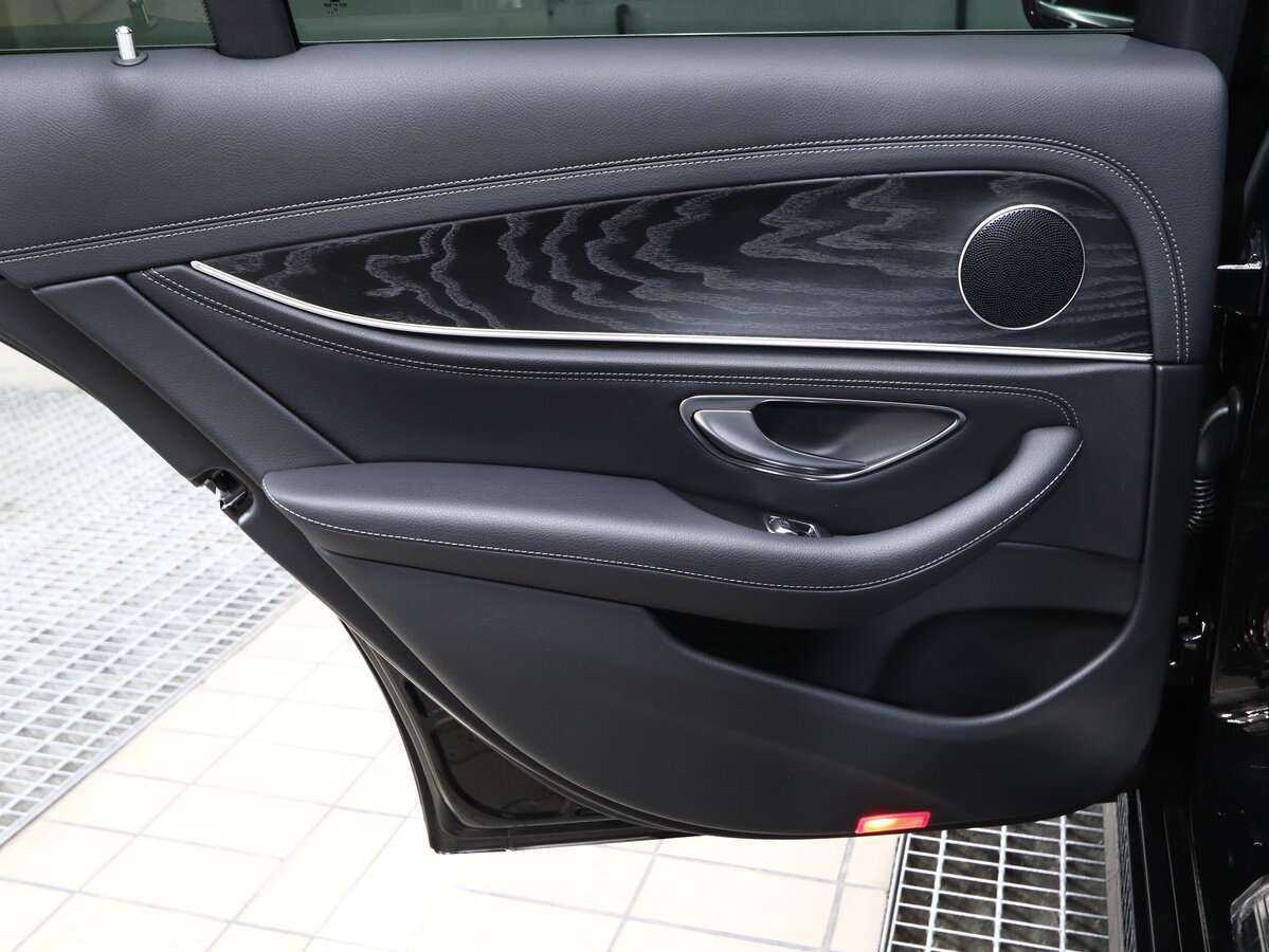 Mercedes-Benz E-Класс 200, 2019 Фото №15