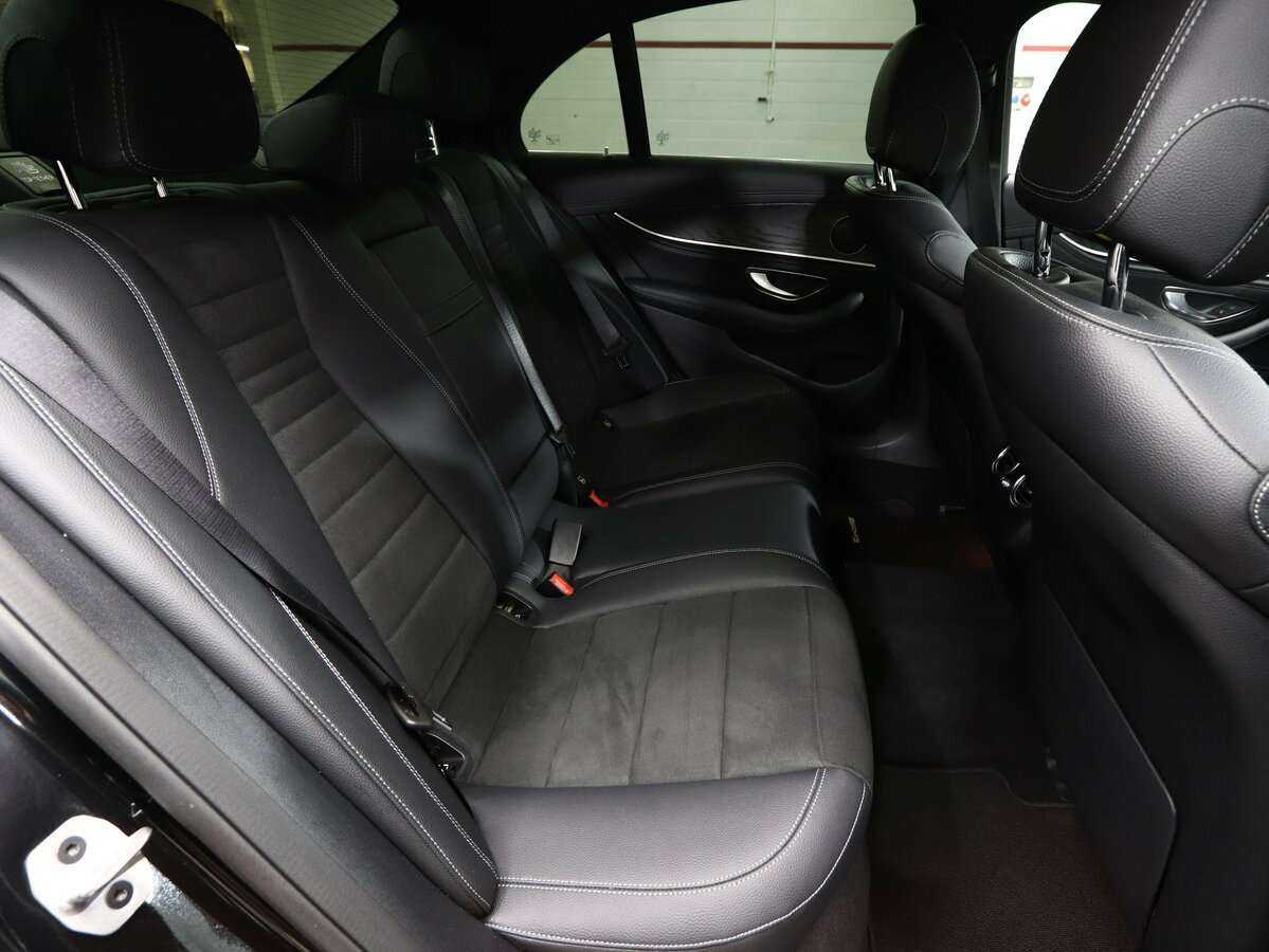 Mercedes-Benz E-Класс 200, 2019 Фото №20