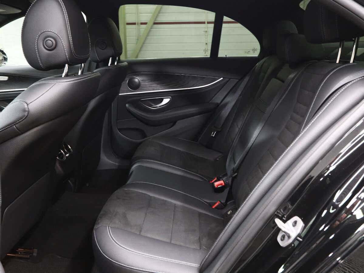 Mercedes-Benz E-Класс 200, 2019 Фото №21