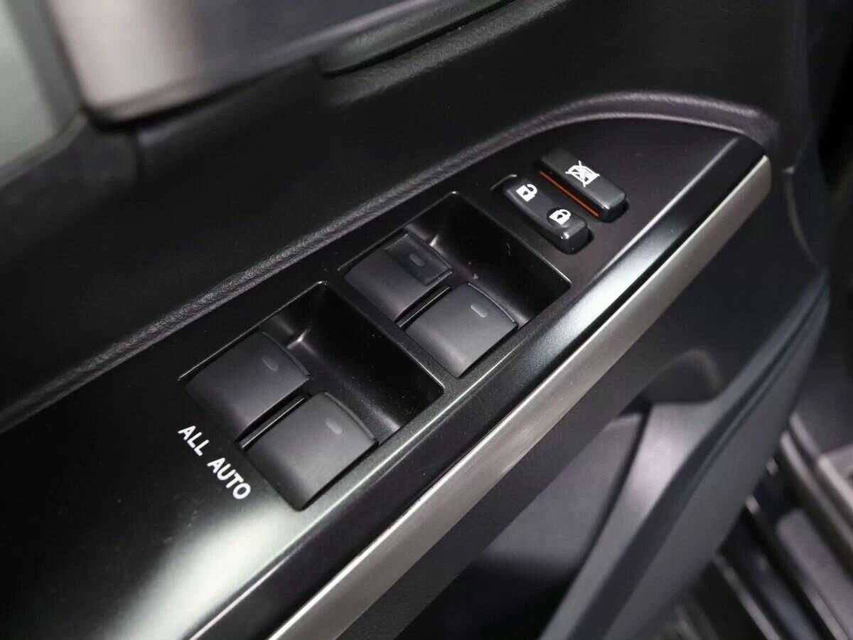 Toyota Land Cruiser, 2019 Фото №21