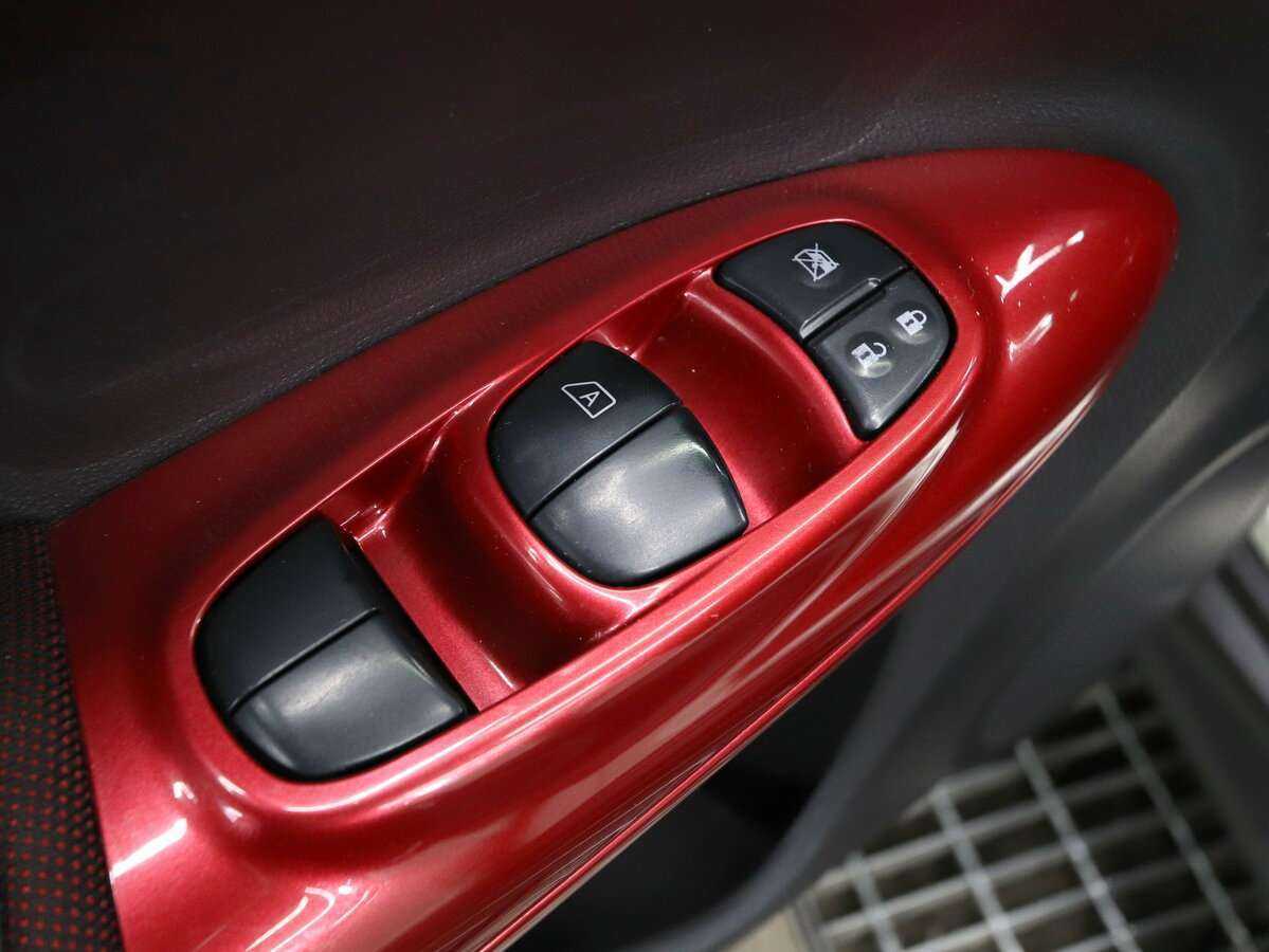 Nissan Juke, 2011 - 175 000 км. | Фото №6