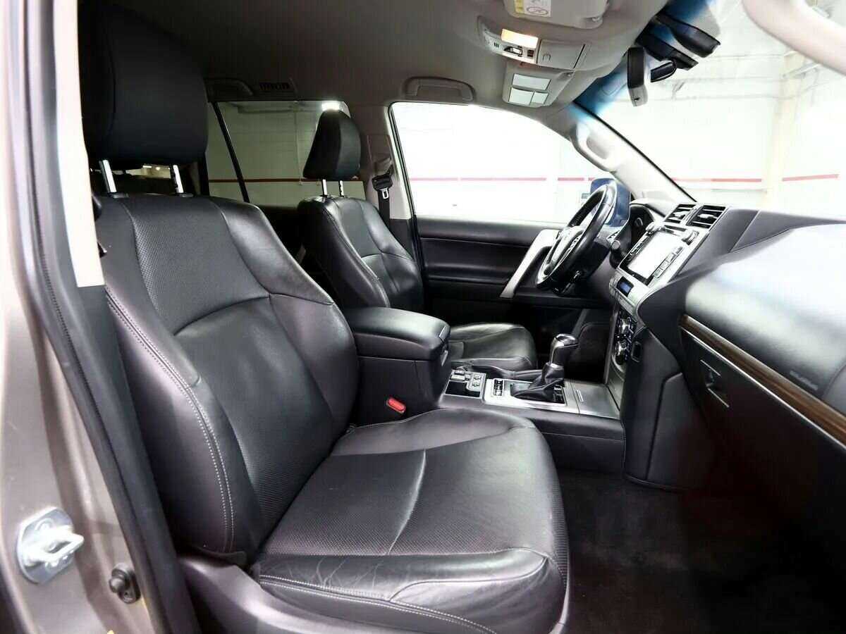 Toyota Land Cruiser Prado, 2018 Фото №12