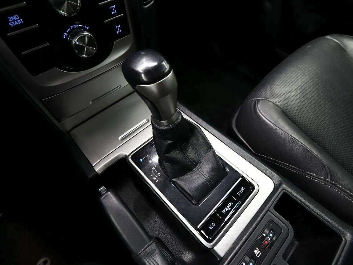 Toyota Land Cruiser Prado, 2018 Фото №21