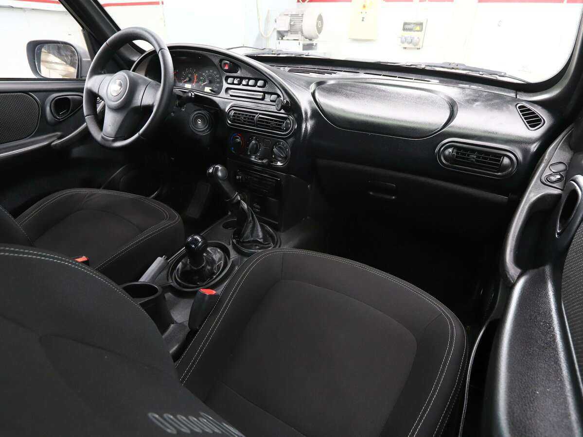 Chevrolet Niva, 2011 Фото №13