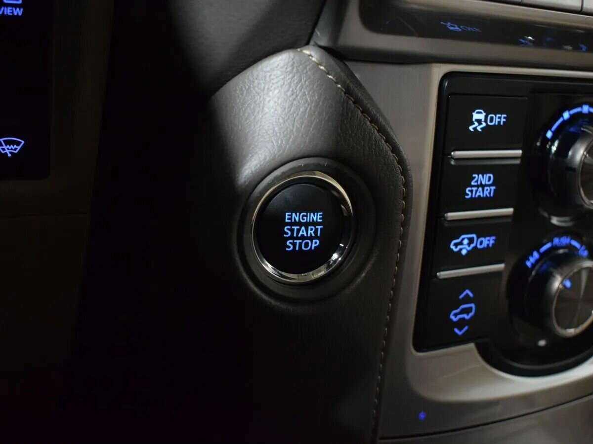 Toyota Land Cruiser Prado, 2020 Фото №17