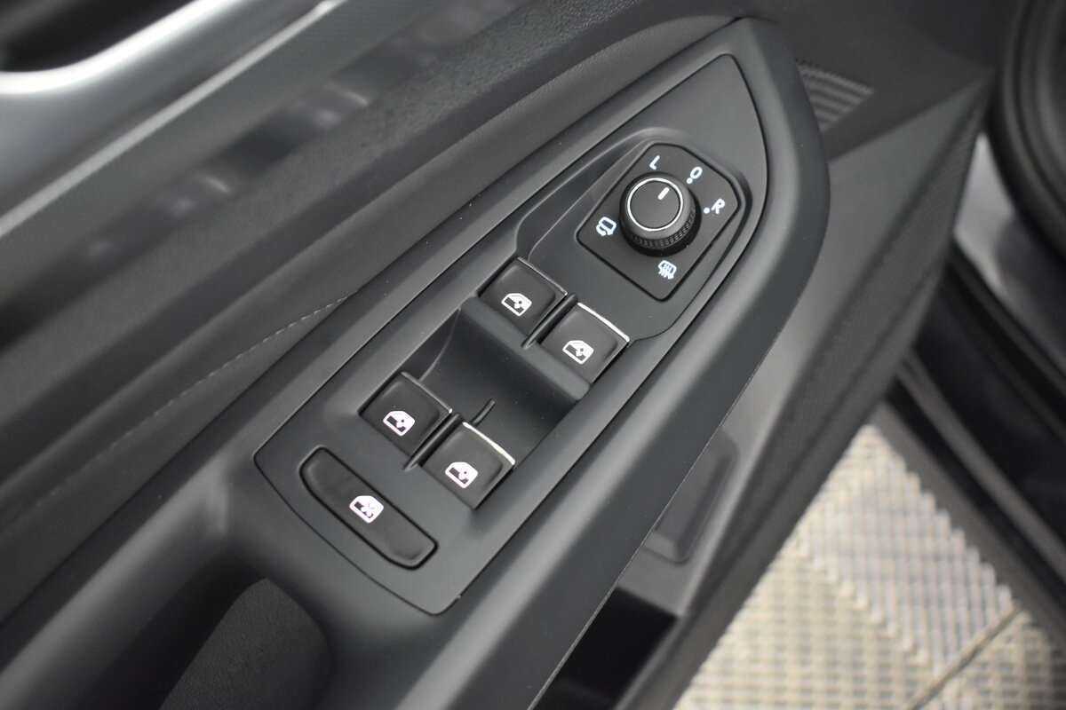 Volkswagen Passat, 2023 Фото №13